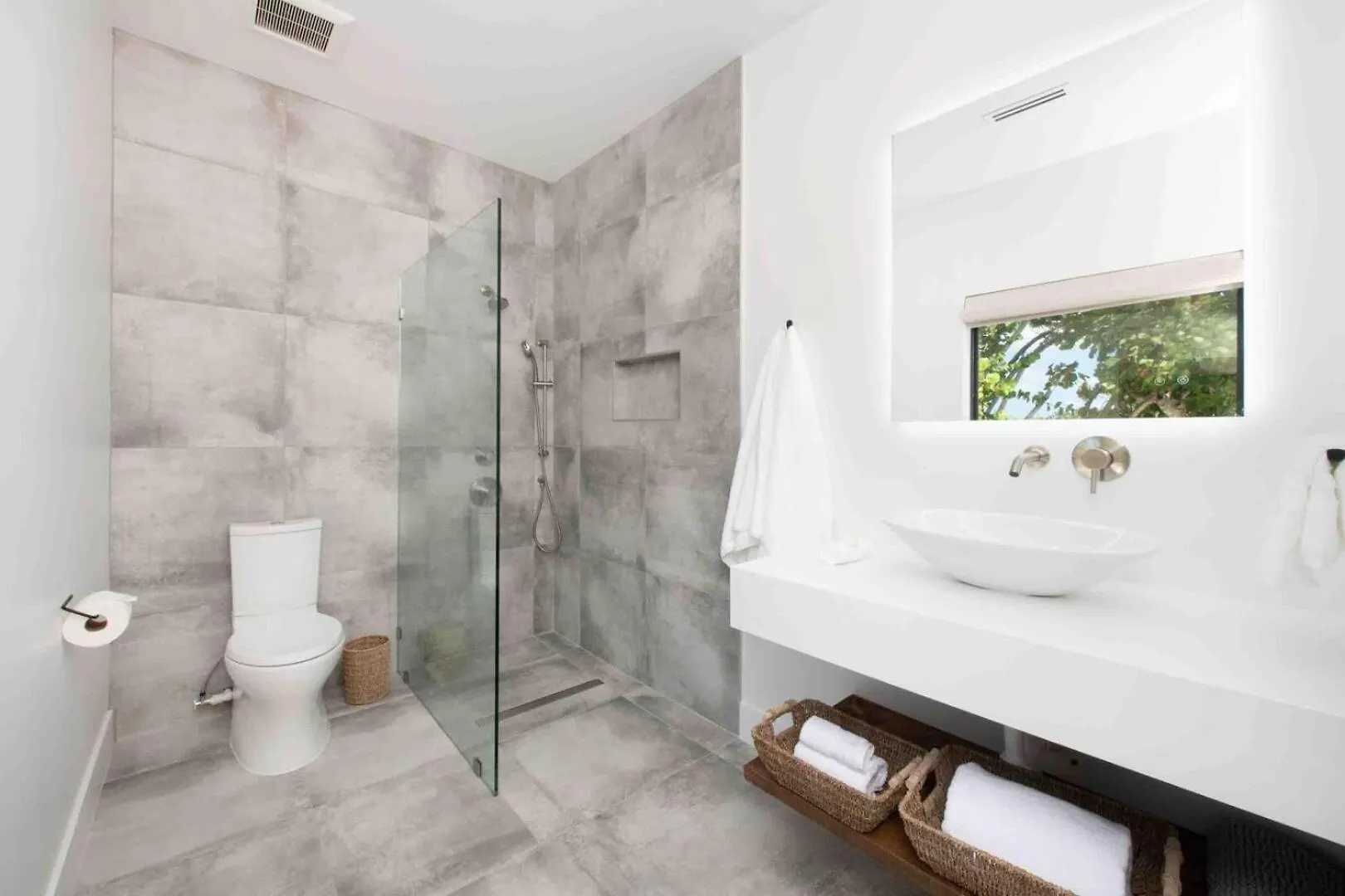 Halcyon Point - Brand New Beach House With Pool, Hot Tub, And Tanning Terrace Old Man Bay Villa