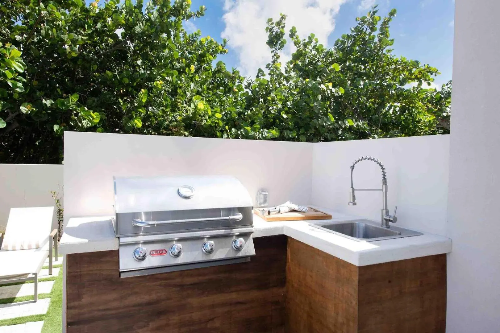 Halcyon Point - Brand New Beach House With Pool, Hot Tub, And Tanning Terrace Old Man Bay 0*,