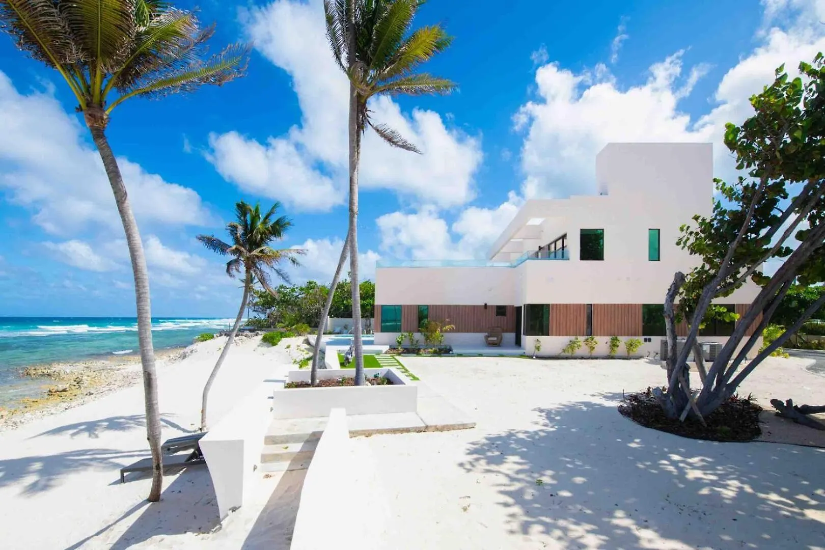 Halcyon Point - Brand New Beach House With Pool, Hot Tub, And Tanning Terrace Old Man Bay 0*,