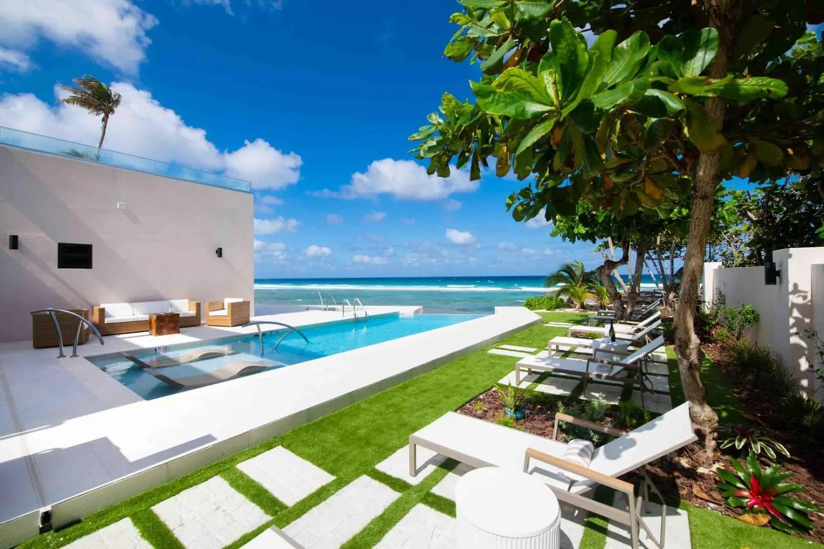 Halcyon Point - Brand New Beach House With Pool, Hot Tub, And Tanning Terrace Old Man Bay 别墅